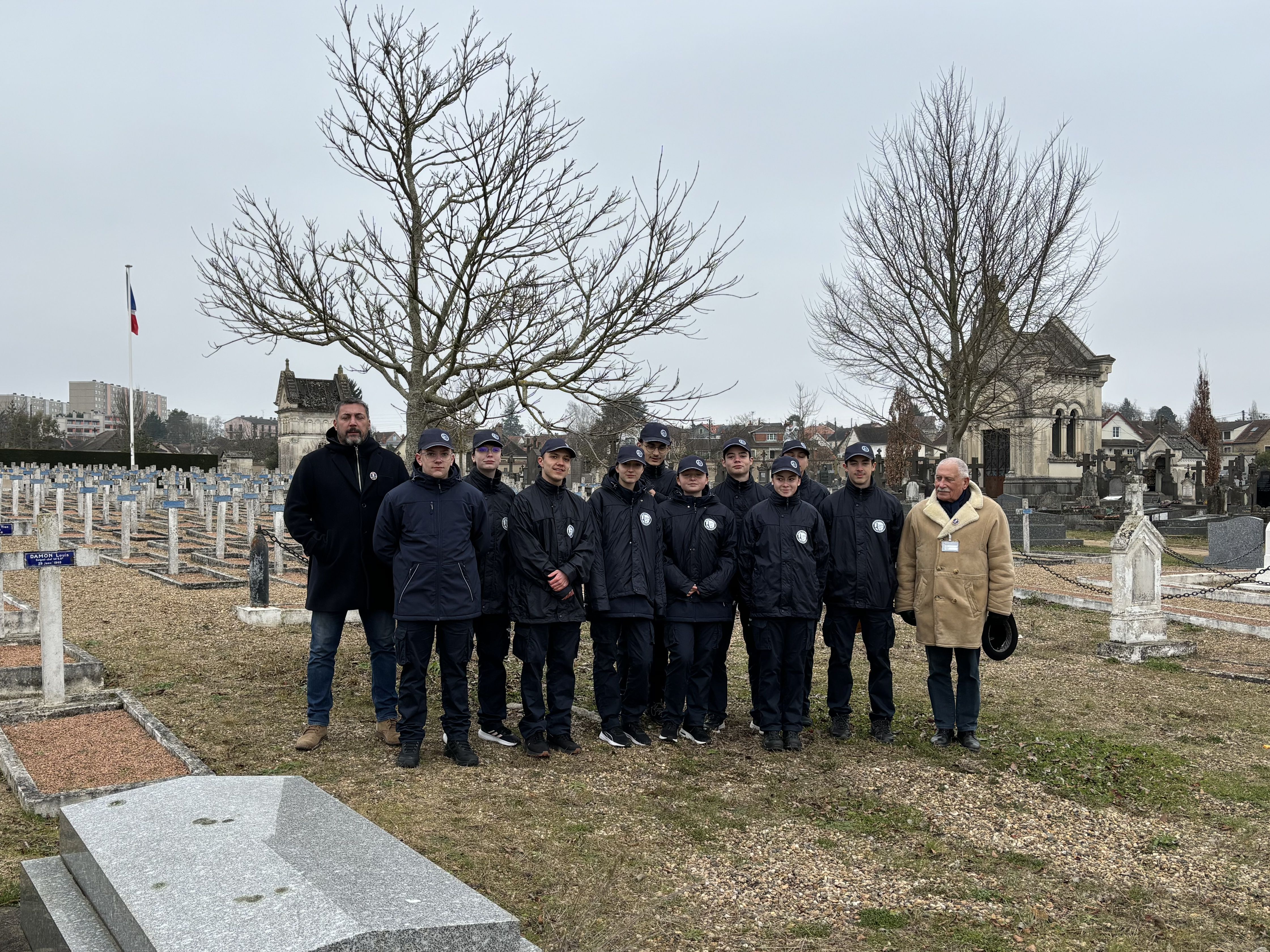20250118 cadet cimetiere.JPG